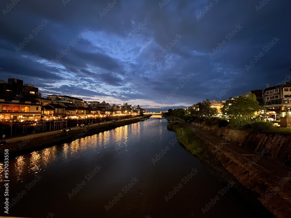 Obraz premium Shijoo bridge nights views Kyoto, Japan