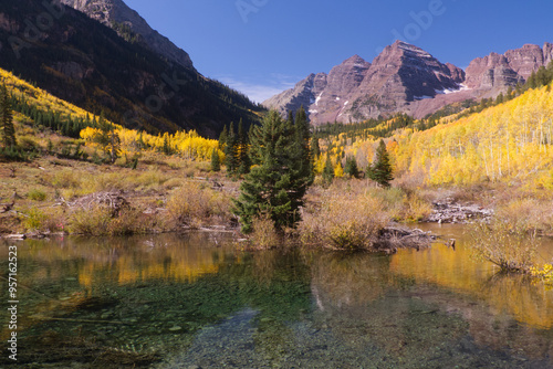 Maroon Bells from between Maroon Lake and Crater Lake