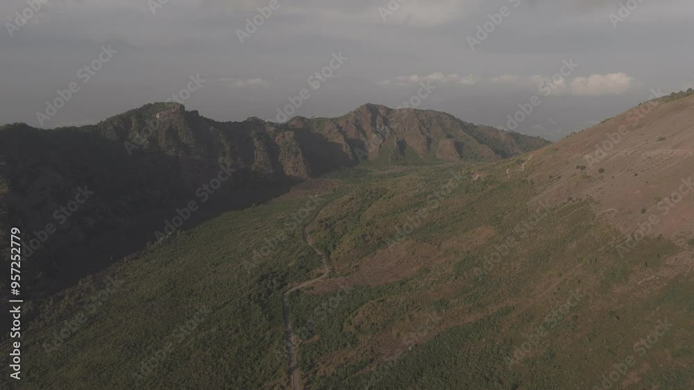 Vesuvio vulcano - Napoli, Italia
Drone Dji air 3 Vesuvio vulcano - Napoli, Italia
Drone Dji air 3