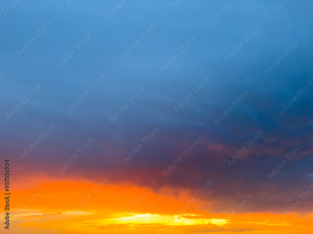 Obraz premium sunset burning sky cloud texture orange grey