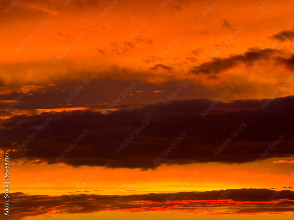 Fototapeta premium burning sky texture sunset cloud cloudscape evening