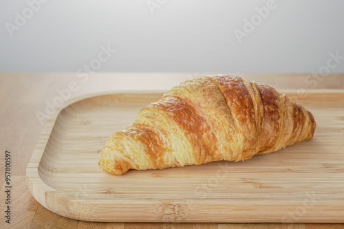 French croissant / Danish pastry