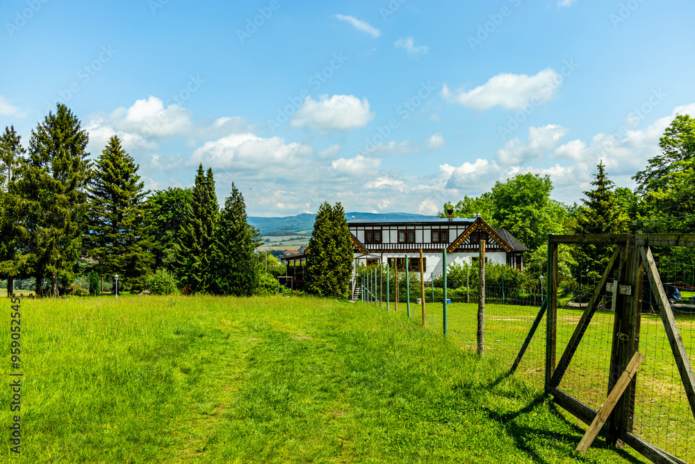 Eine wunderschöne frühlingshafte Wanderung rund um den Pleß Berg & der Burgruine Frankenberg bei Breitungen - Thüringen - Deutschland Eine wunderschöne frühlingshafte Wanderung rund um den Pleß Berg & der Burgruine Frankenberg bei Breitungen - Thüringen - Deutschland