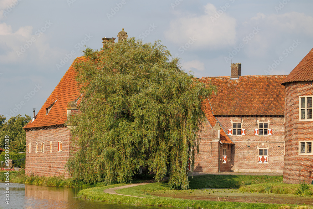 Schloß Raesfeld im Spätsommer