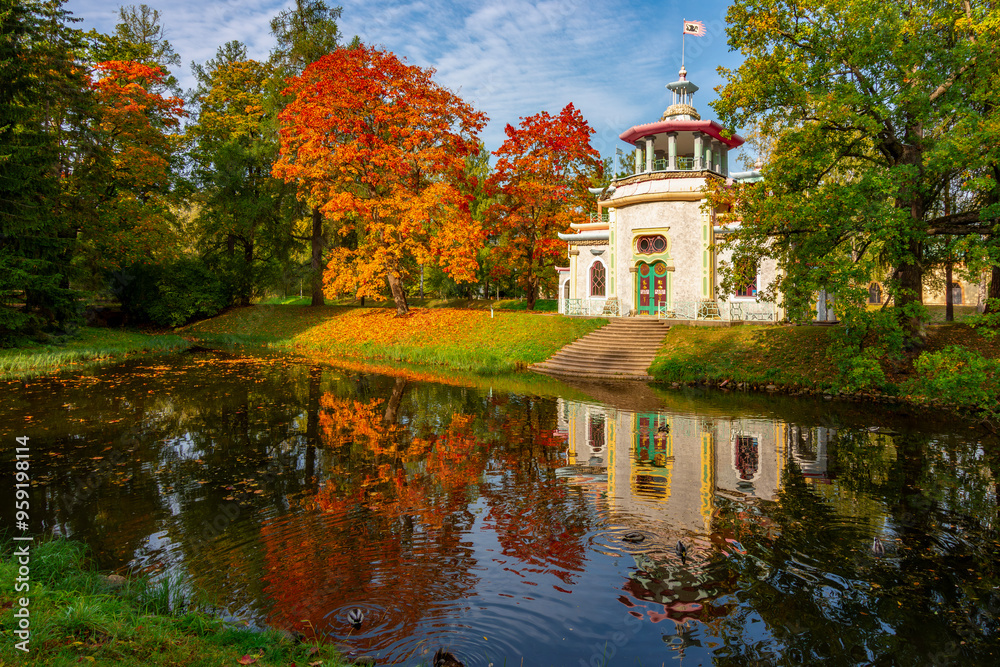 Fototapeta premium Creaking summer-house in Catherine park in autumn, Pushkin (Tsarskoe Selo), Saint Petersburg, Russia