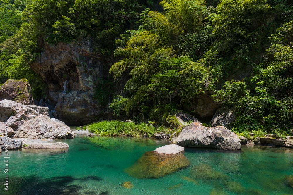 日本の風景・夏 高知 中津渓谷(仁淀ブルー) 日本の風景・夏 高知 中津渓谷(仁淀ブルー)