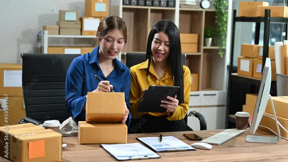 Starting small businesses SME owners, two check online orders Selling products working with boxs freelance work Starting small businesses SME owners, two check online orders Selling products working with boxs freelance work