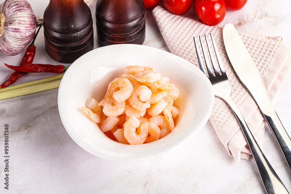 Cocktail prawns in the bowl Cocktail prawns in the bowl