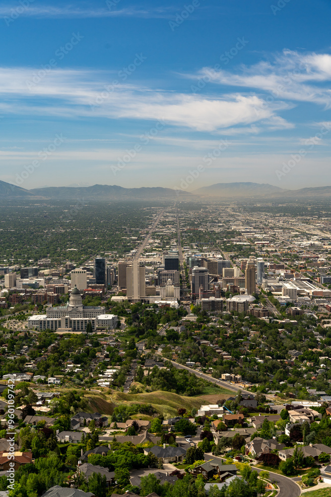 Fototapeta premium Sunny views of the Salt Lake Valley and Wasatch Range from atop Ensign Peak.