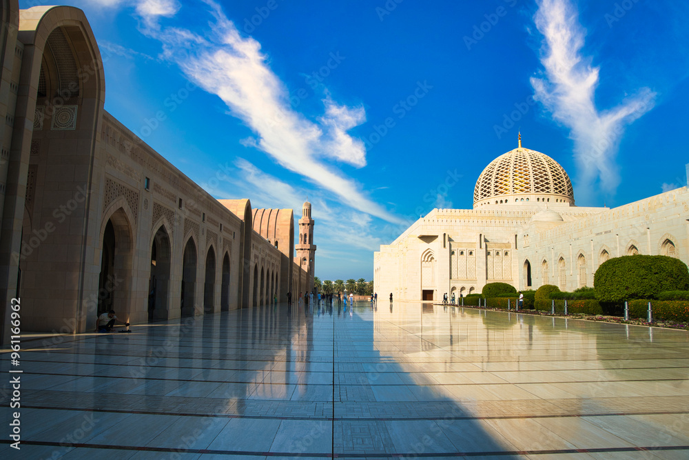 Naklejka premium 豪華なスルタン・カブース・グランドモスクの絶景