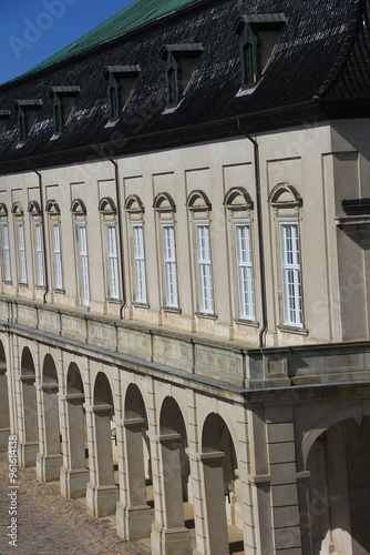 Schloß Amalienborg in Kopenhagen photo