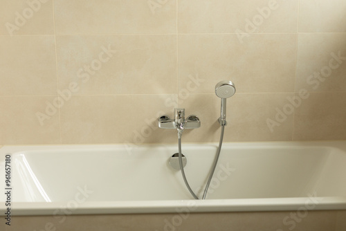 Modern Bathroom Bathtub wit...