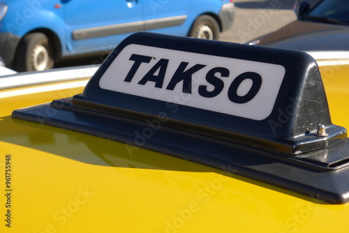 Taxi Schild, Takso