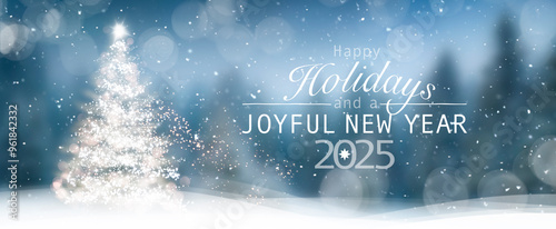 Weihnachtskarte mit Weissem Weihnachtsbaum und Schneeflocken vor unscharfem H...