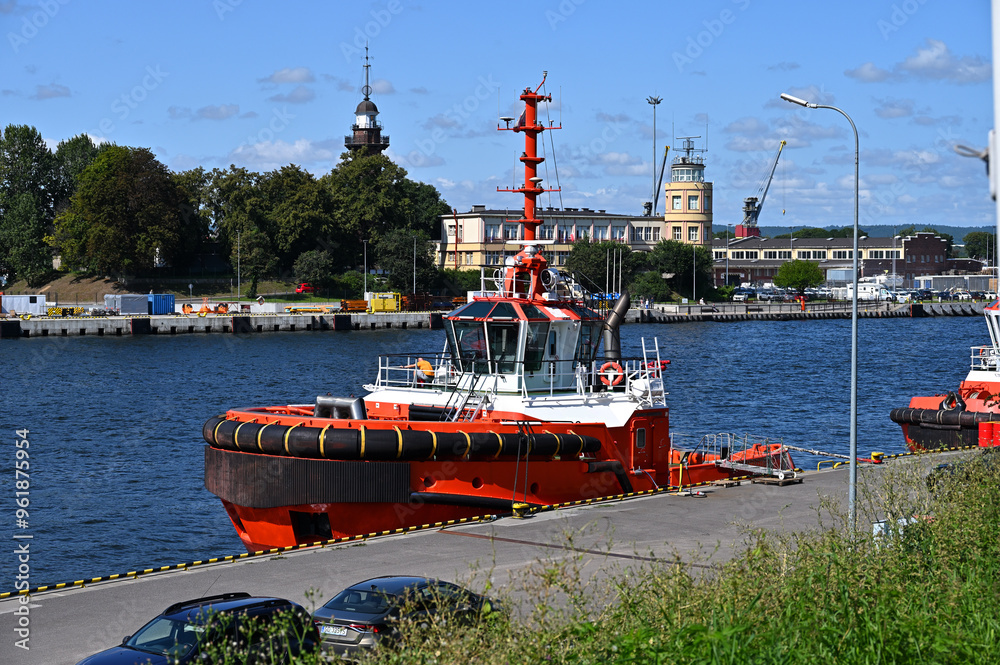 Gdansk, riverside boulevards, street scenes, port