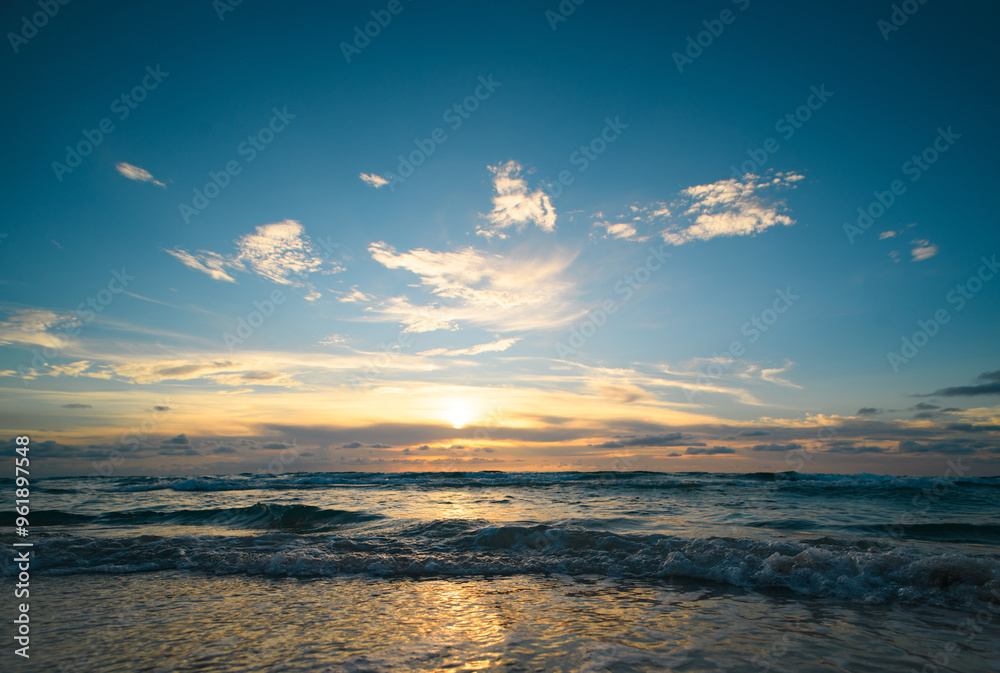 Obraz premium Seascape. Ocean beach background. Scenic coast view. Sea sunrise water. Sea sunrise nature background. Sunset or sunrise seascape at sea.