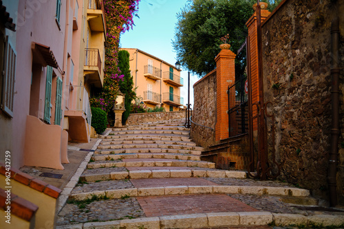 Fototapeta Naklejka Na Ścianę i Meble -  Streets of Cannes at summer