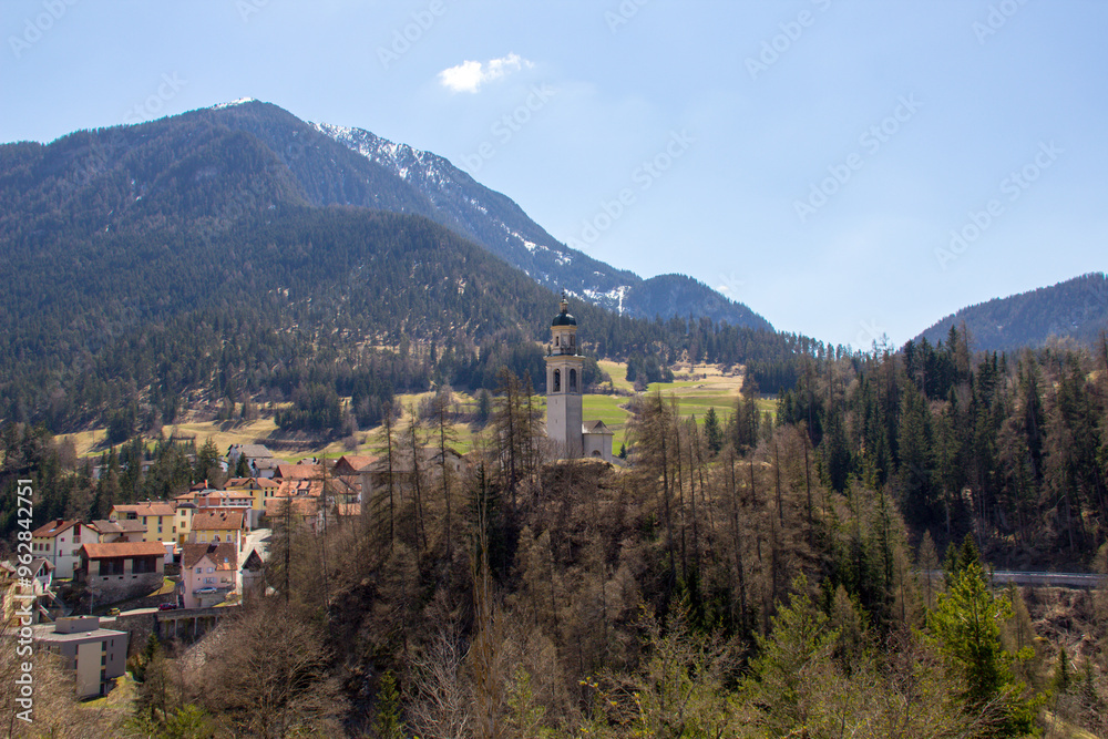 Fototapeta premium Village of Tiefencastel, Grisons