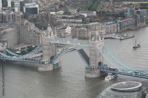  London  bridge