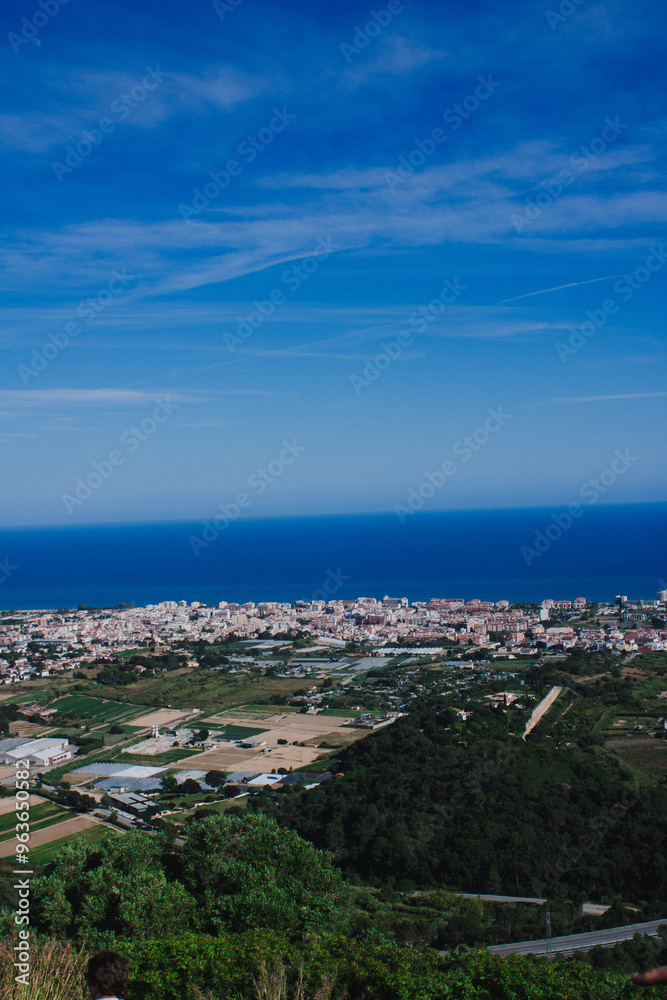 Fototapeta premium view of the city of the sea and mountains