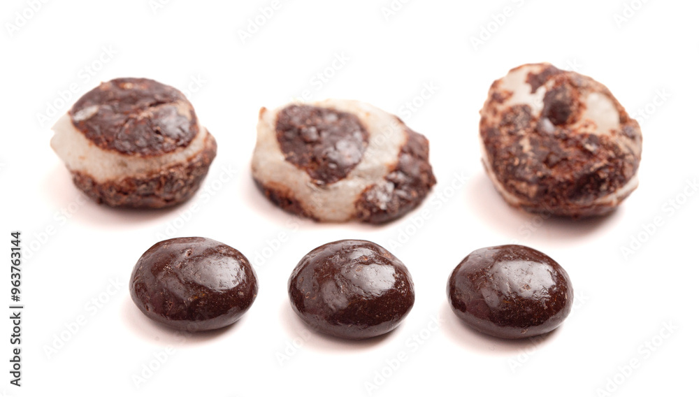 Crunchy Freeze Dried Chocolate Covered Cream Filled Mint Candy Pieces Crunchy Freeze Dried Chocolate Covered Cream Filled Mint Candy Pieces