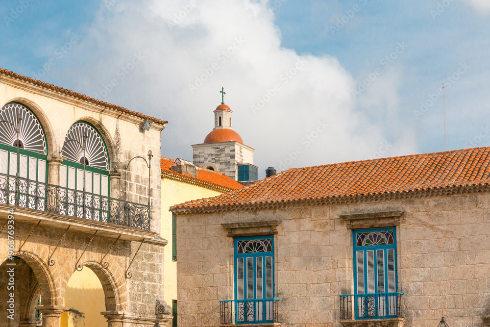 Cuba, Havana. Looking out through archways from the Plaza de Armas. UNESCO WORLD HERITAGE SITE. 2016-03-30 Cuba, Havana. Looking out through archways from the Plaza de Armas. UNESCO WORLD HERITAGE SITE. 2016-03-30