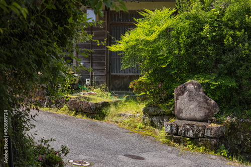 日本 長野県木曽郡南木曽町にある中山道の宿馬町、妻籠宿の町並み