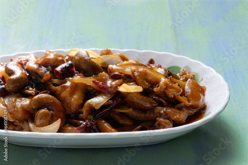 Obraz na płótnie traditional chinese cuisine kung pao chicken w salonie
