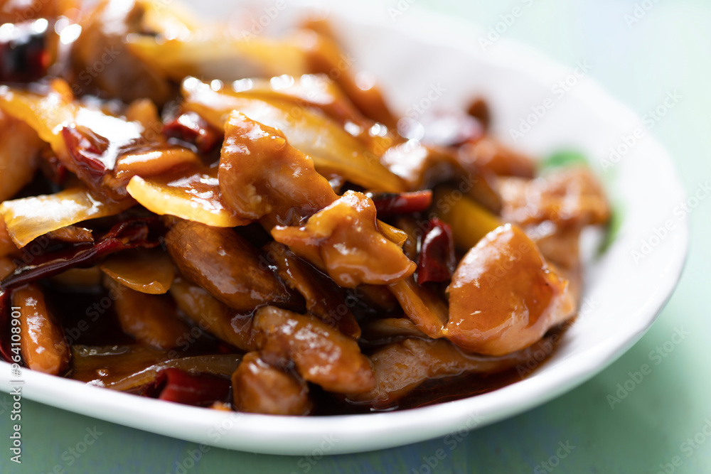 traditional chinese cuisine kung pao chicken