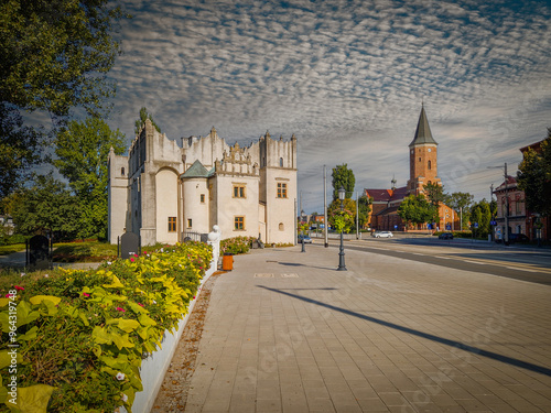 Obraz na płótnie Castle and old town in Pabianice, Poland. w salonie