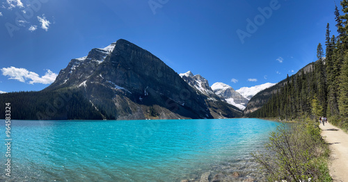 lake louise banff national park