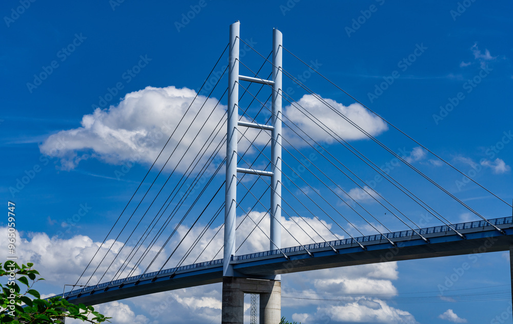 Fototapeta premium Rügenbrücke in Stralsund
