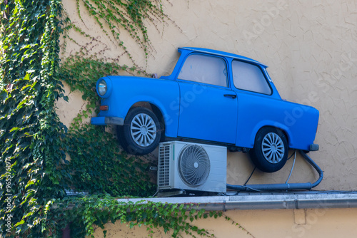 Obraz na płótnie Trabant w salonie