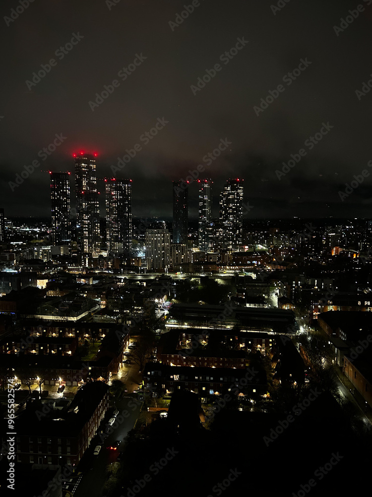 Fototapeta premium city at night