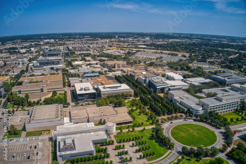 Canvas Print Aerial View of a large Public University in Dallas, Texas
