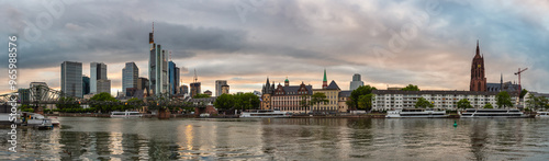 Obraz na płótnie Frankfurt Germany, sunset panorama city skyline at Main River and business skyscraper w salonie