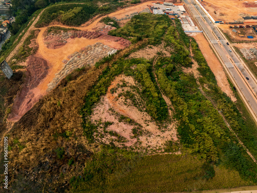 imagens aéreas impressionantes da cidade de Osasco, destacando seus principais pontos e oferecendo uma perspectiva única e ampla para valorizar projetos e promover a beleza urbana. photo