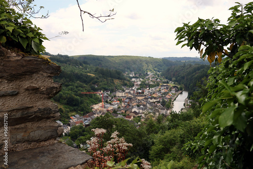 Aussicht von der Burg Vianden auf den Ort Vianden in Luxemburg und den Fluss Our.  photo