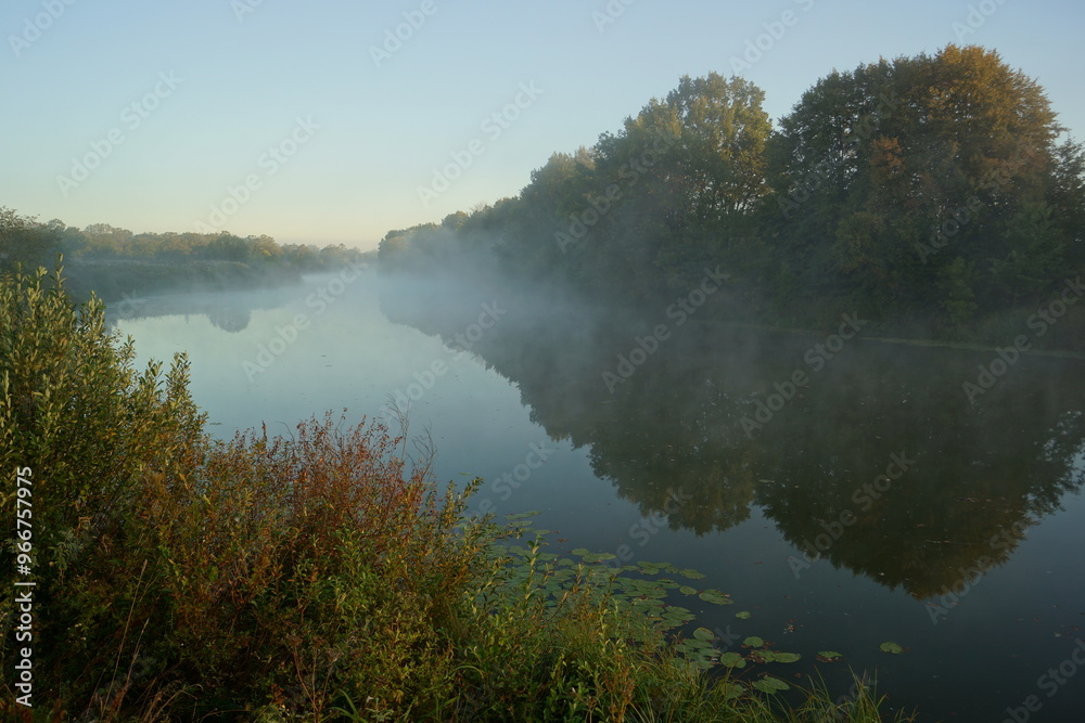 Fototapeta premium morning on the lake