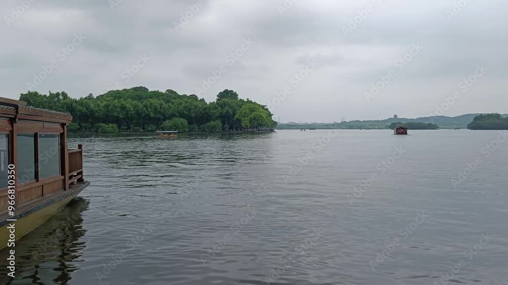 China, Hangzhou, Xihu Lake, famous freshwater lake
China, Hangzhou, Xihu Lake, famous freshwater lake