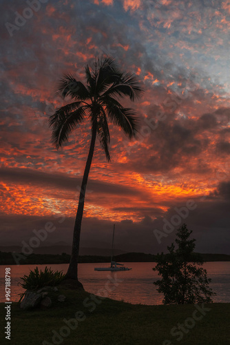 Obraz na płótnie Scenic moody sunset over Port Douglas in Queensland, Australia. w salonie
