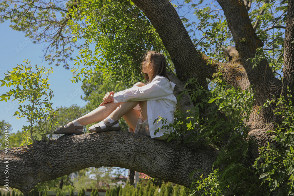 Portrait of a young teenage girl