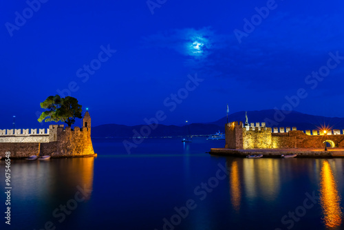 Obraz na płótnie Port of Nafpaktos in Greece in blue hour. A famous touristic destination.
w salonie