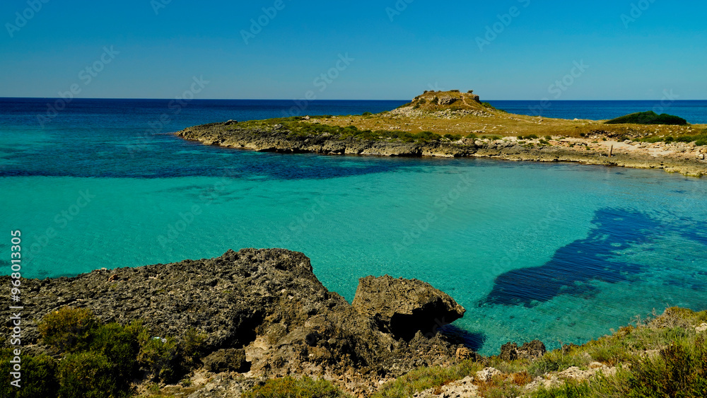 Fototapeta premium Torre Castiglione, panorama dell'omonima baia dalle acque cristalline, Salento,Lecce,Puglia,Italia