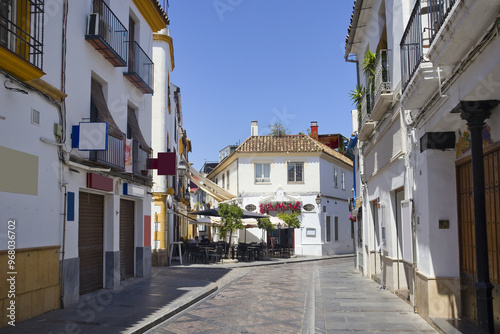 Fototapeta Naklejka Na Ścianę i Meble -  Vintage street of downtown in Cordoba, Spain