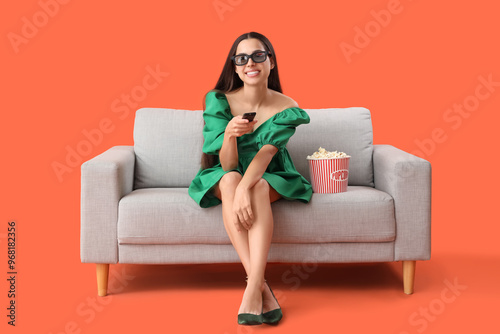 Young woman in 3D glasses w...
