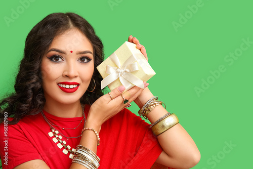 Beautiful Indian woman in s...