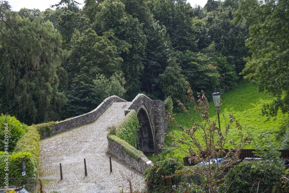 851_2996 851_2996