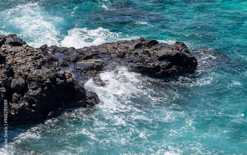 Fototapeta Naklejka Na Ścianę i Meble -  Dramatic Ocean crashing wave Hawaii at Makapu Point