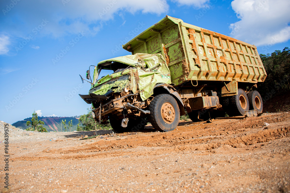 damaged hino dump truck after mining accident damaged hino dump truck after mining accident